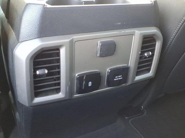Used 2022 Ford F250 Lariat w/ Lariat Ultimate Package AWD/4WD image 18