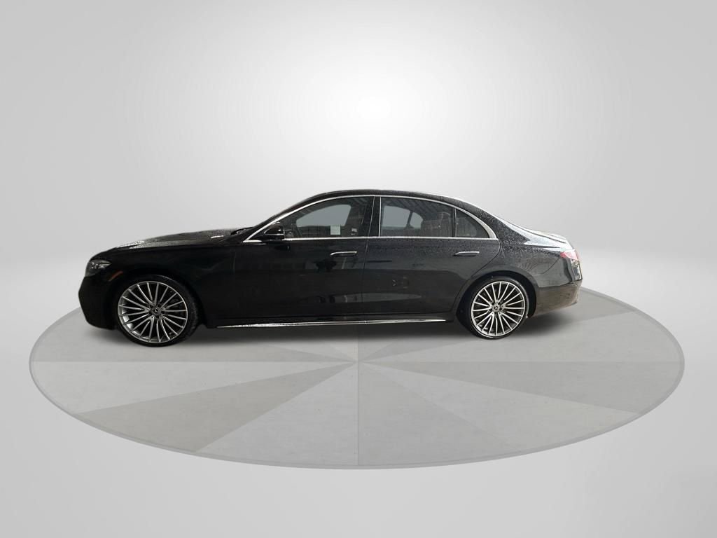 Used 2023 Mercedes-Benz S 580 4MATIC Sedan image 4