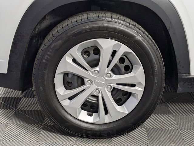 Certified 2025 Chevrolet Trax LS image 4