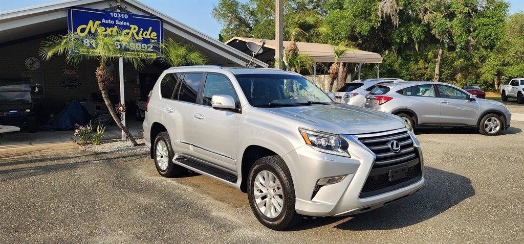 Used 2015 Lexus GX 460 w/ Premium Package AWD/4WD image 2