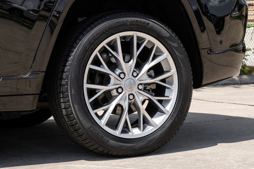 Used 2022 Jeep Grand Cherokee Summit image 70