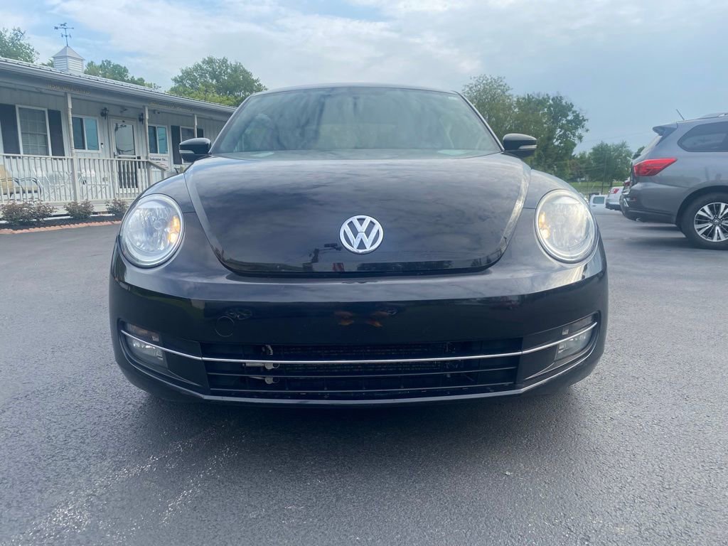 Used 2012 Volkswagen Beetle Turbo image 2