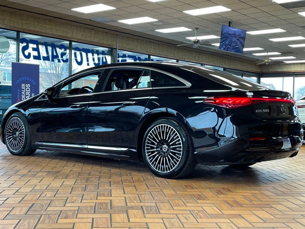 Used 2022 Mercedes-Benz EQS 580 4MATIC Sedan image 6