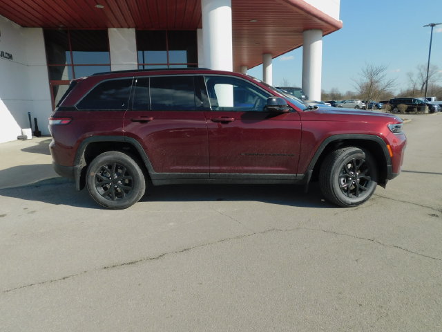 New 2026 Jeep Grand Cherokee Altitude AWD/4WD image 29