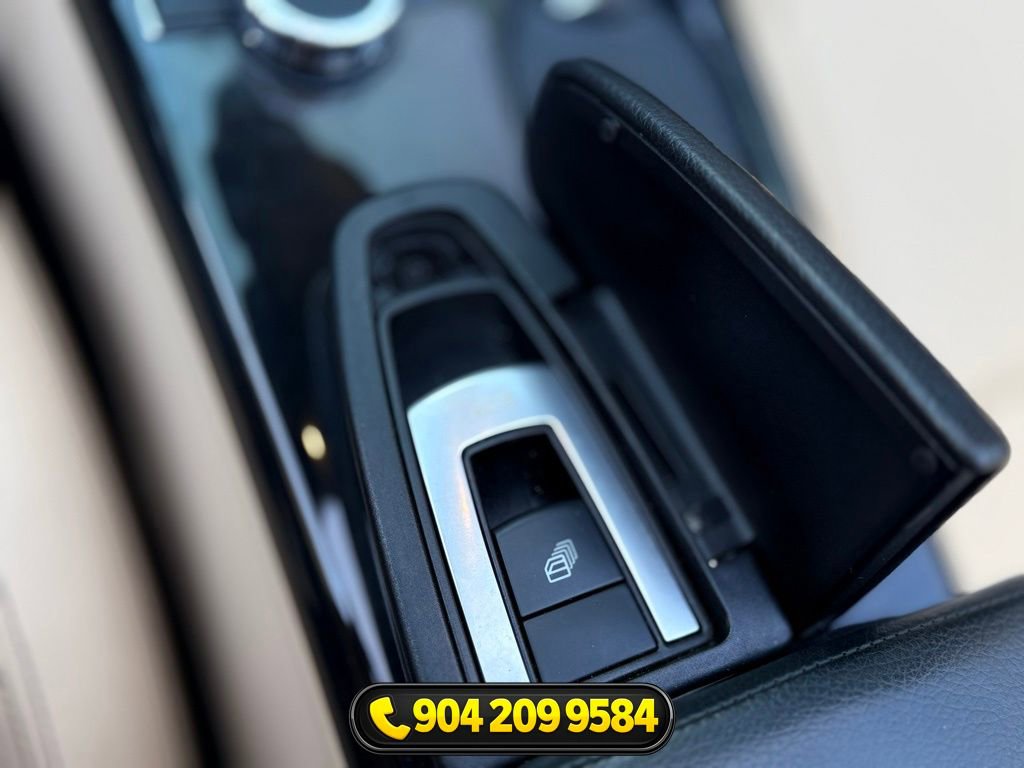 Used 2018 Mercedes-Benz SLC 300 image 22