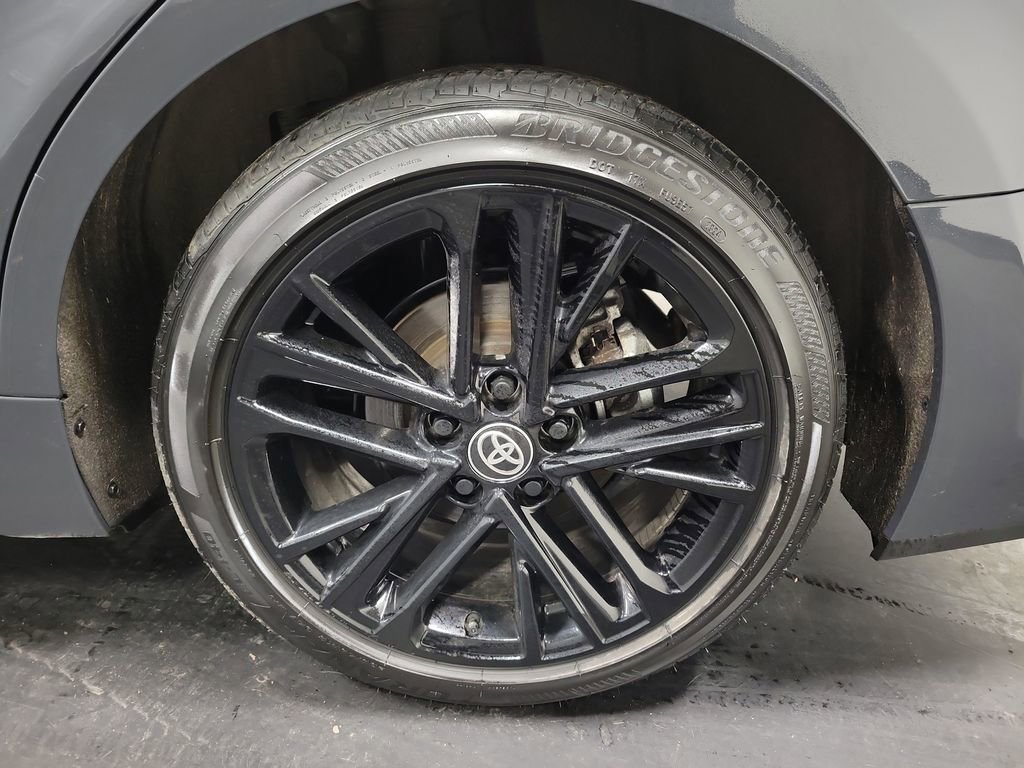 Used 2025 Toyota Camry SE image 10