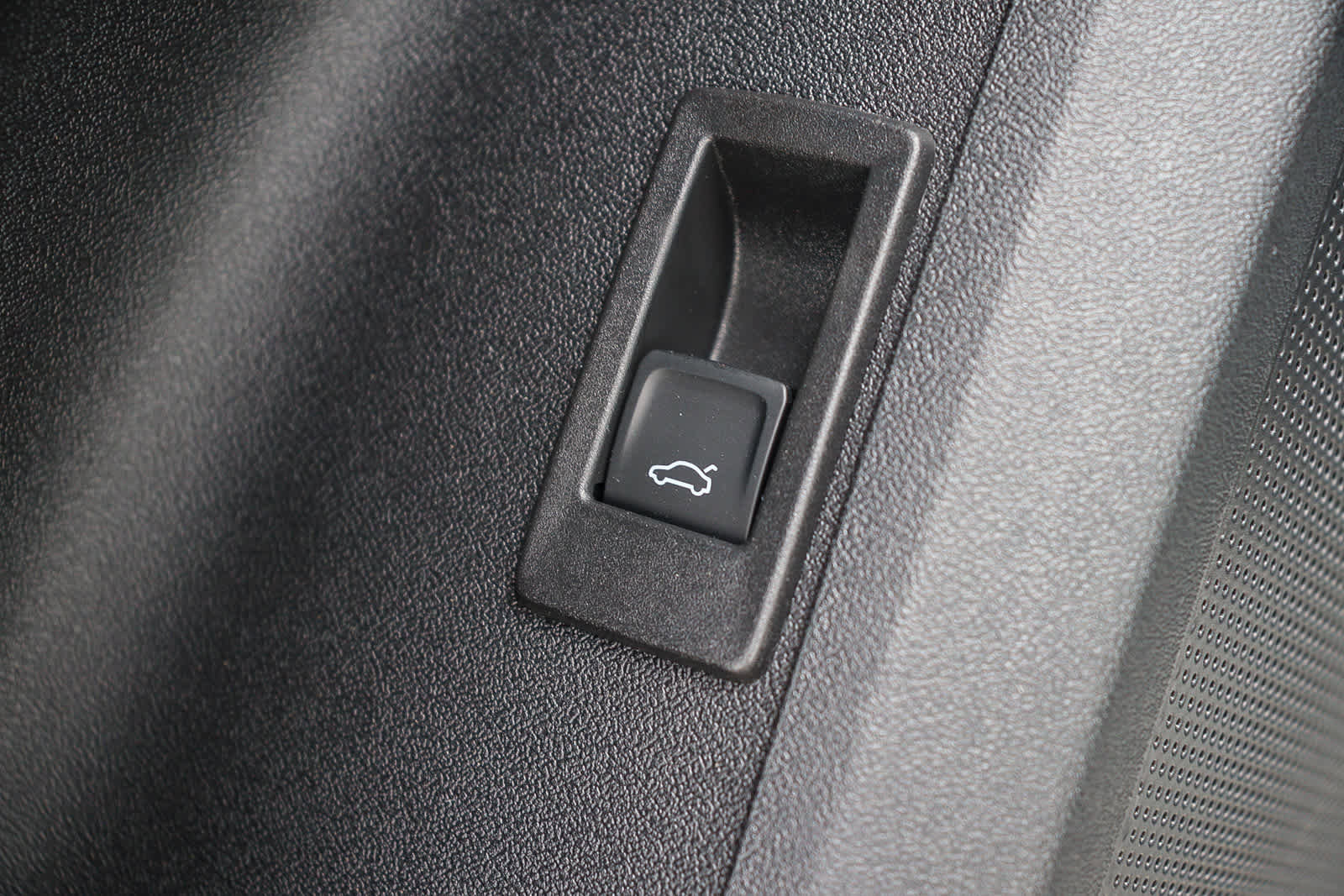 New 2025 Audi Q5 Premium Plus image 32