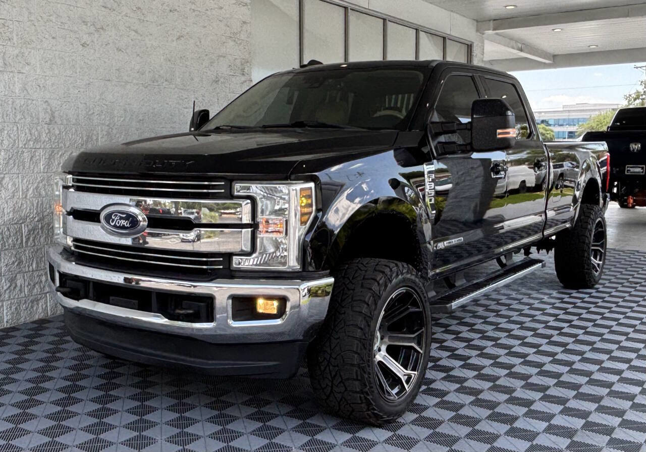 Used 2017 Ford F350 Lariat w/ Lariat Ultimate Package AWD/4WD image 1