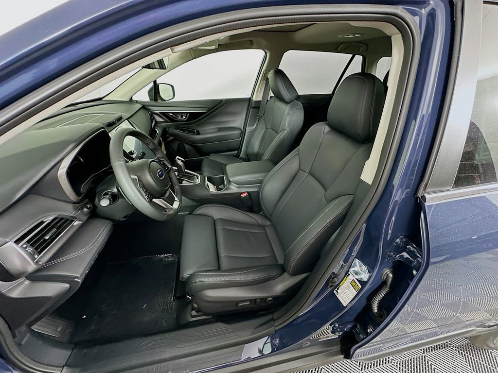 New 2025 Subaru Outback Limited image 28