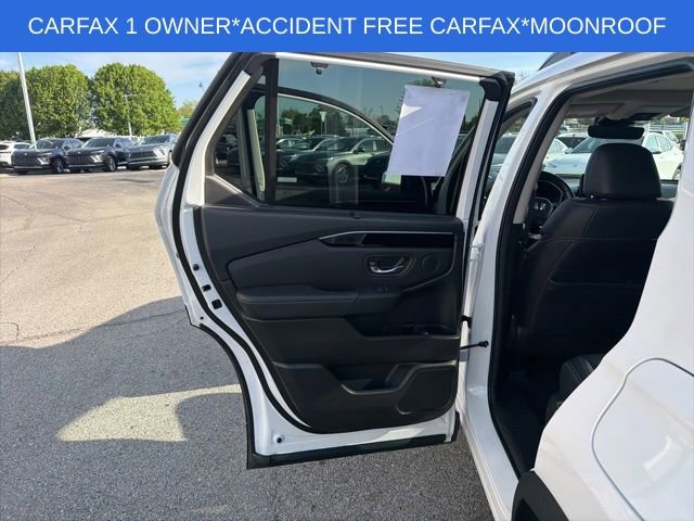 Used 2023 Honda Pilot Touring image 27