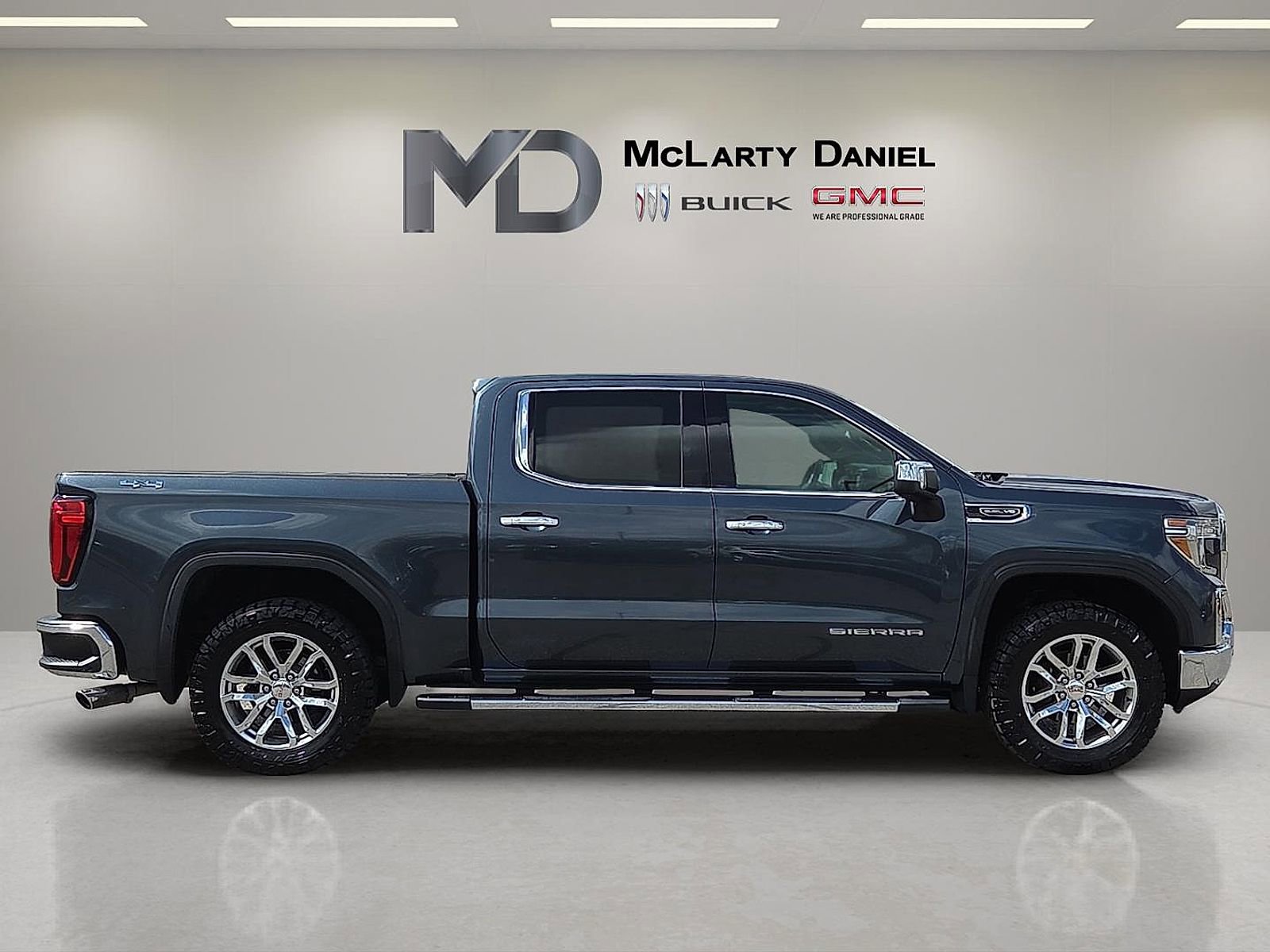 Certified 2019 GMC Sierra 1500 SLT w/ SLT Premium Plus Package image 6