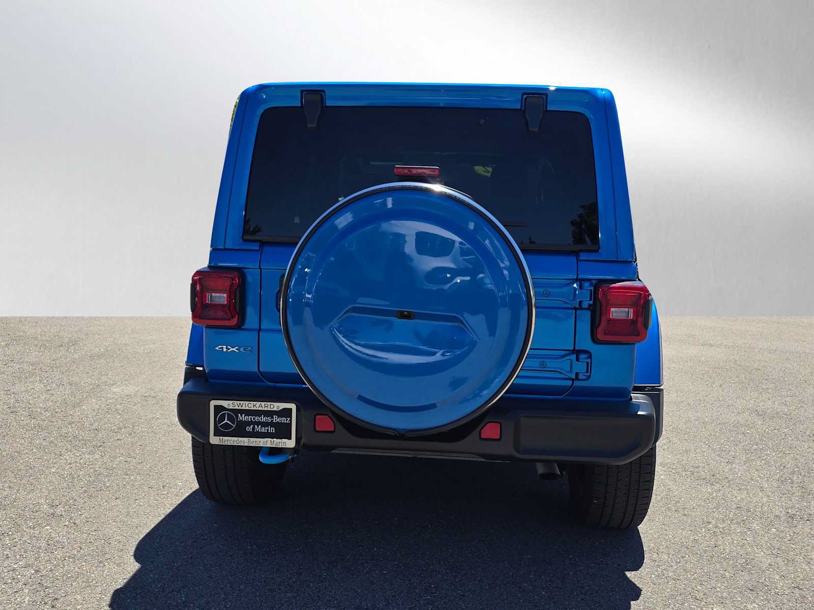 Used 2022 Jeep Wrangler Unlimited Sahara AWD/4WD image 4