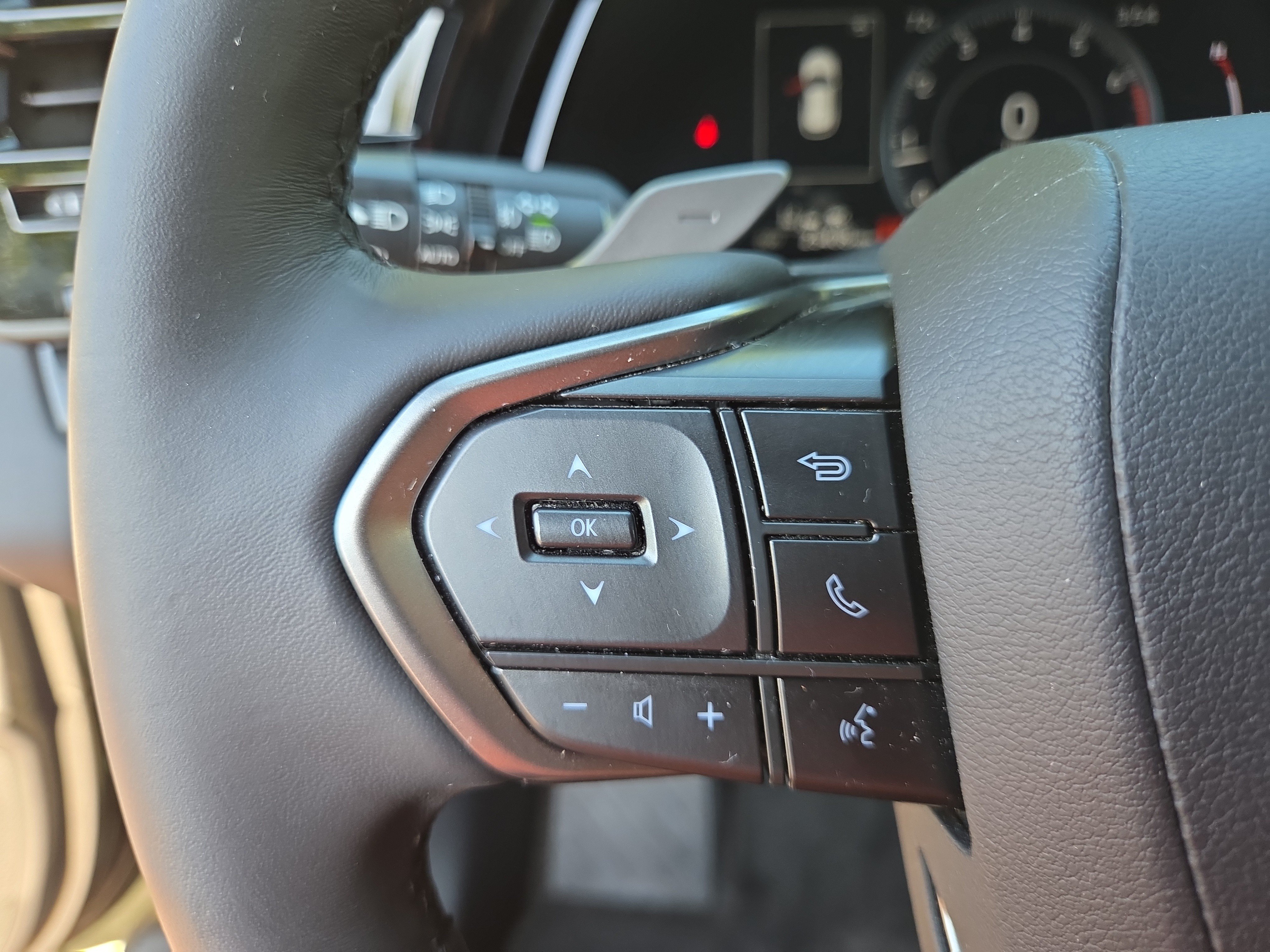 Certified 2024 Lexus RX 350 Premium w/ Cold Area Package AWD/4WD image 30
