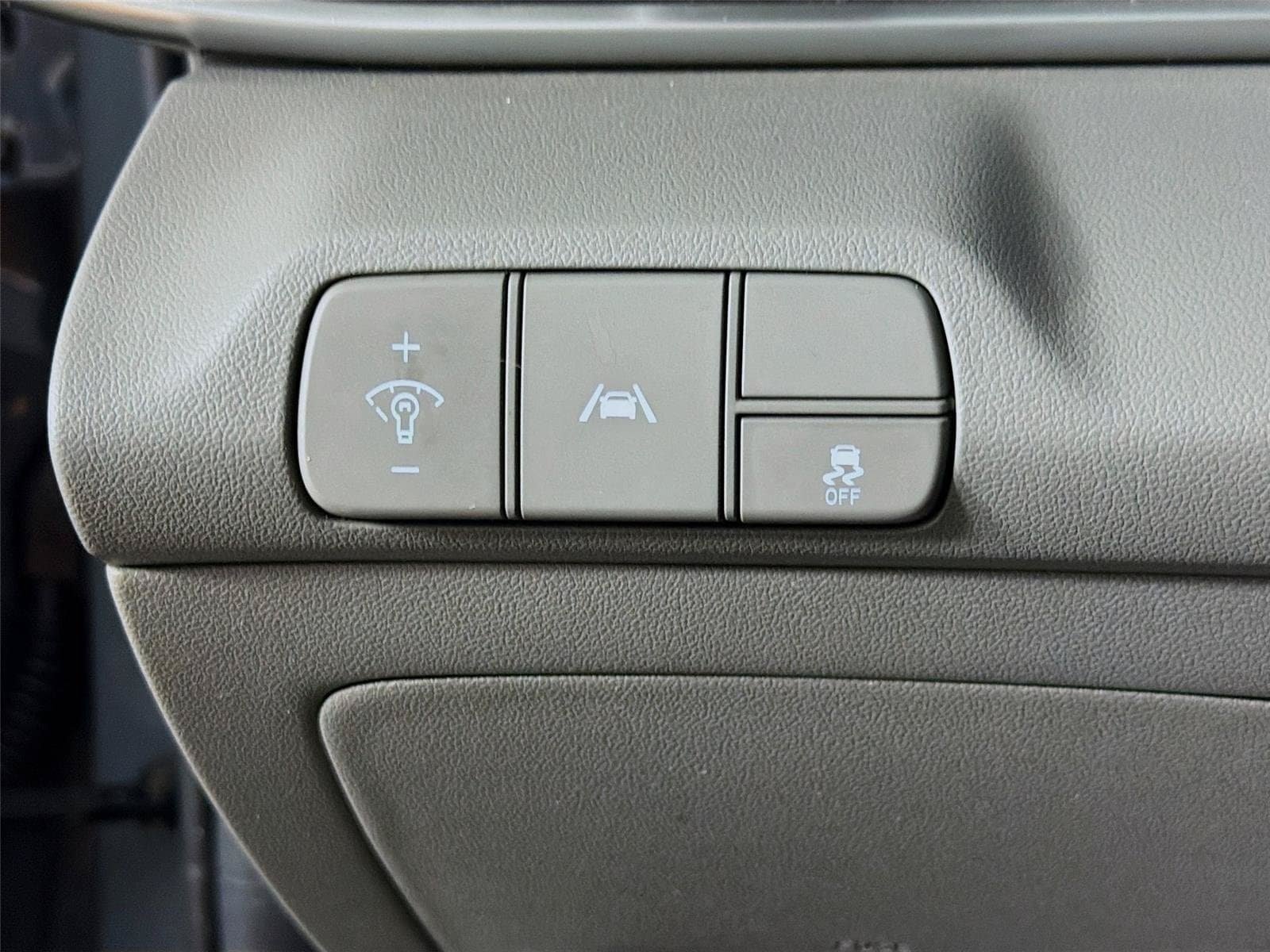 Certified 2022 Hyundai Elantra SEL w/ Convenience + Premium Package FWD image 8