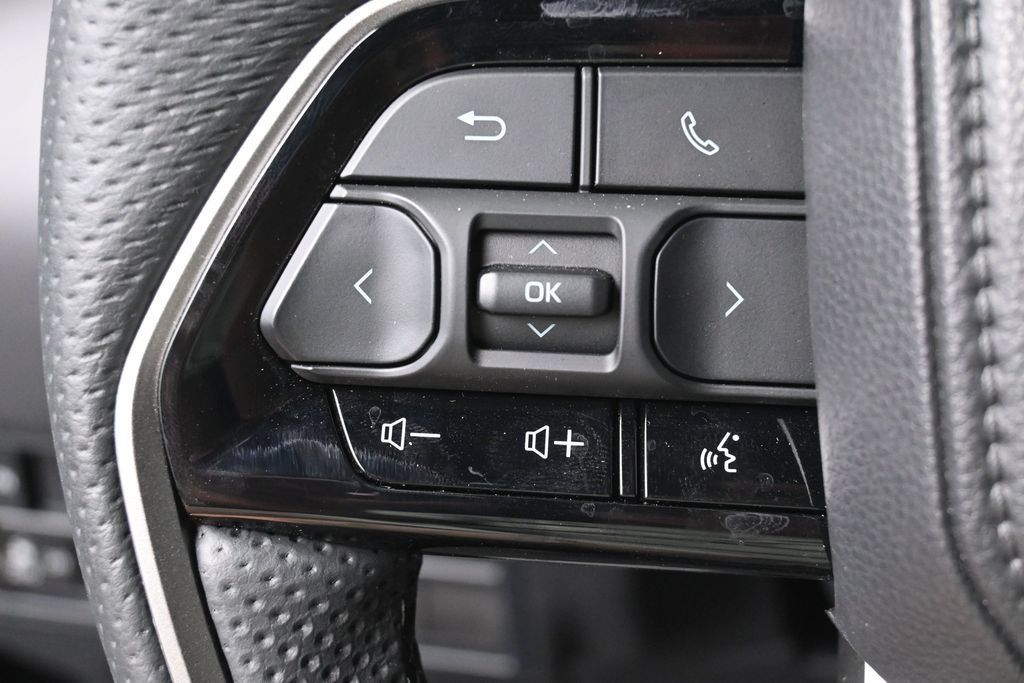 Certified 2026 Toyota Tundra Platinum AWD/4WD image 18