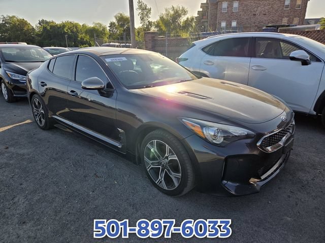 Used 2020 Kia Stinger GT-Line w/ Sun & Sound Package RWD image 2