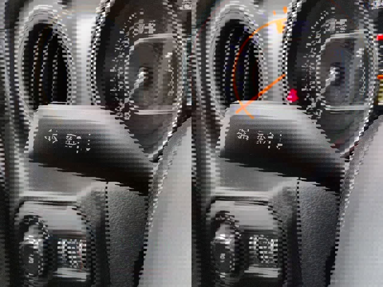 Used 2022 Jeep Wrangler Unlimited Sport image 25