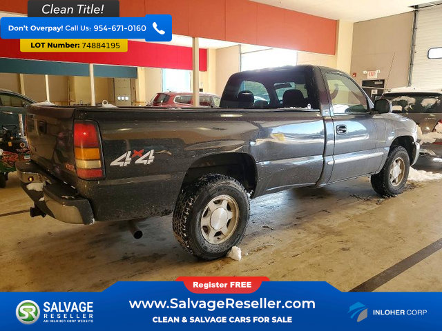 Used 2004 GMC Sierra 1500 SLE w/ Light Duty Power Package image 4