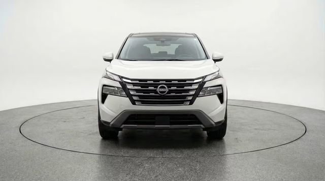 Used 2025 Nissan Rogue SV image 5