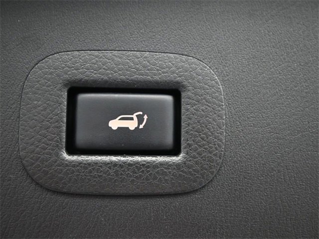 Used 2018 Nissan Armada SL w/ Moonroof Package image 24