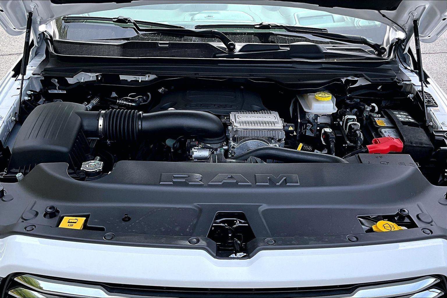 New 2026 RAM 1500 Laramie w/ Advanced Safety Group II AWD/4WD image 10