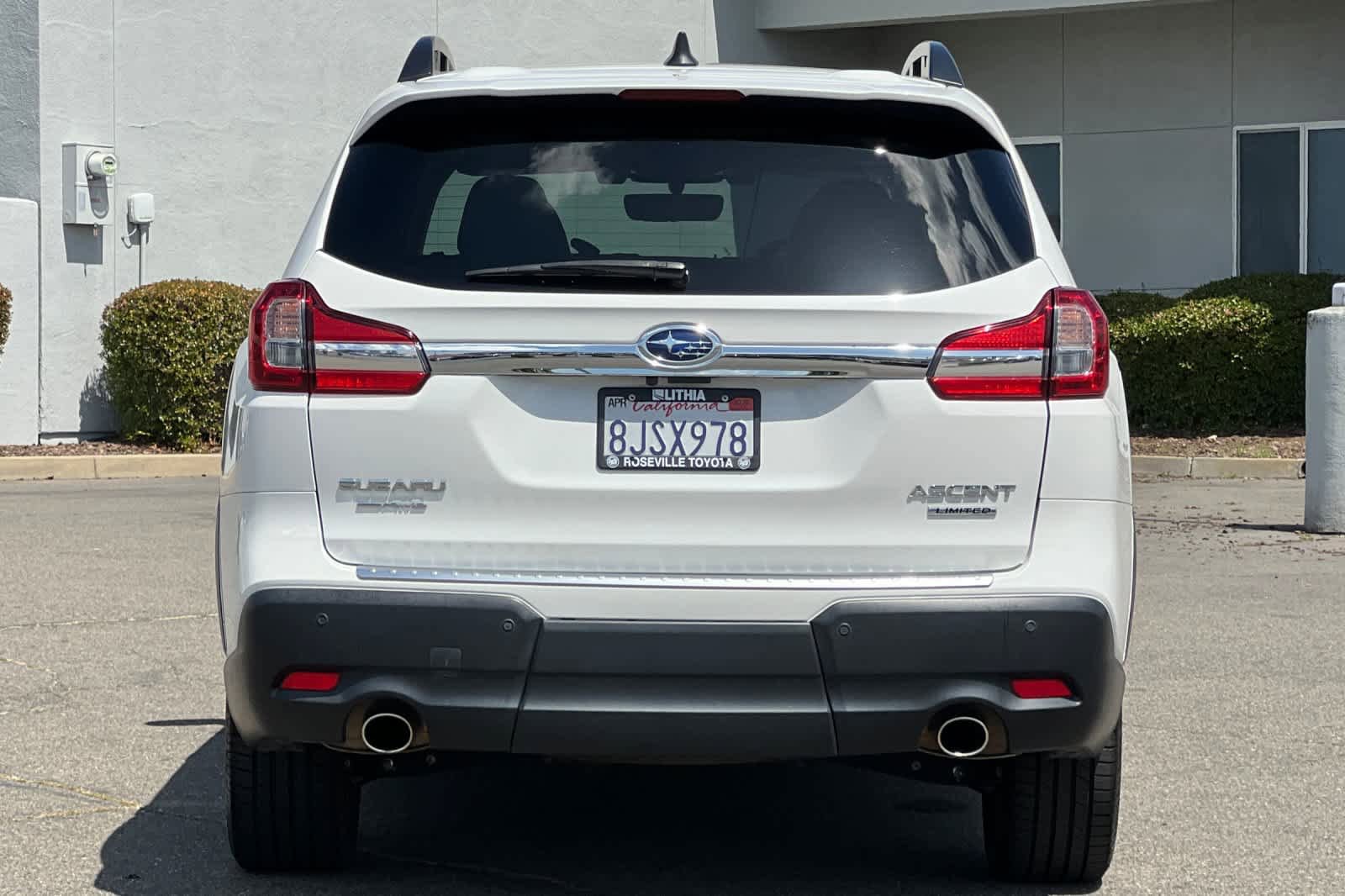 Used 2019 Subaru Ascent Limited w/ Popular Package #3 AWD/4WD image 8