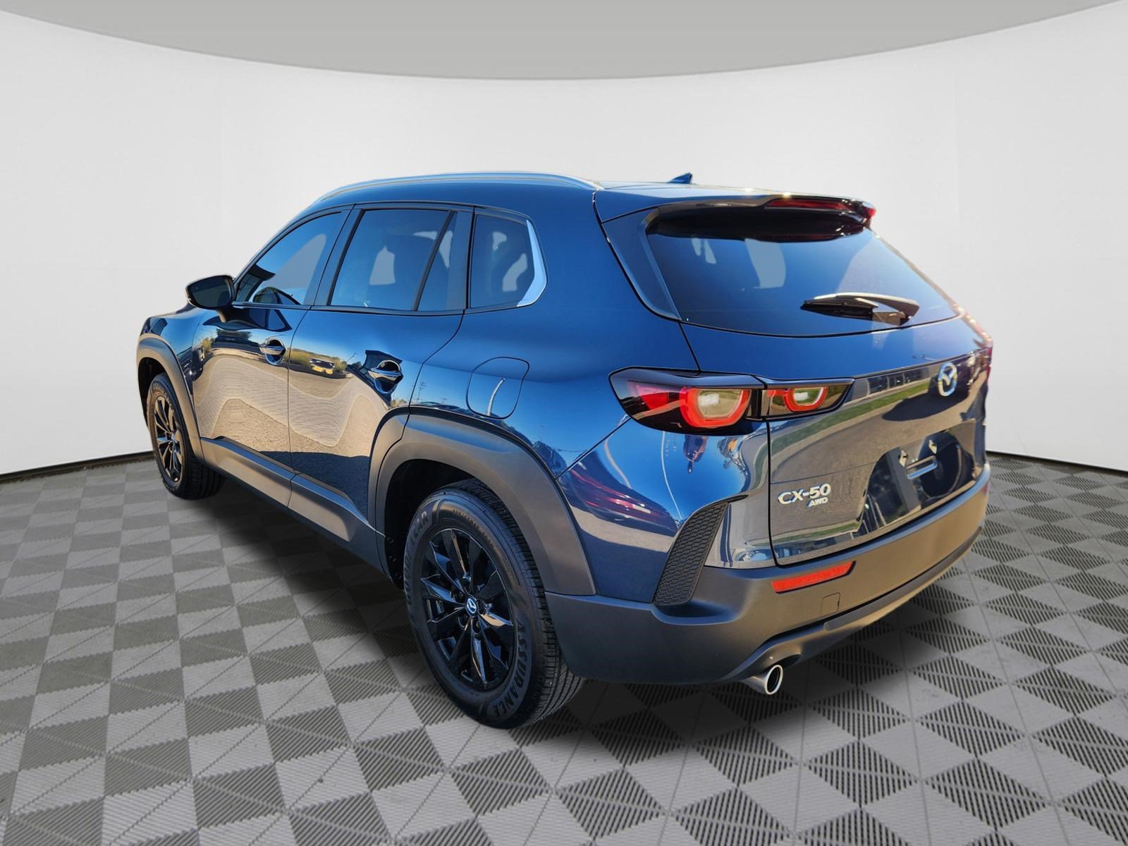 Certified 2025 MAZDA CX-50 AWD 2.5 S w/ Premium Package image 3