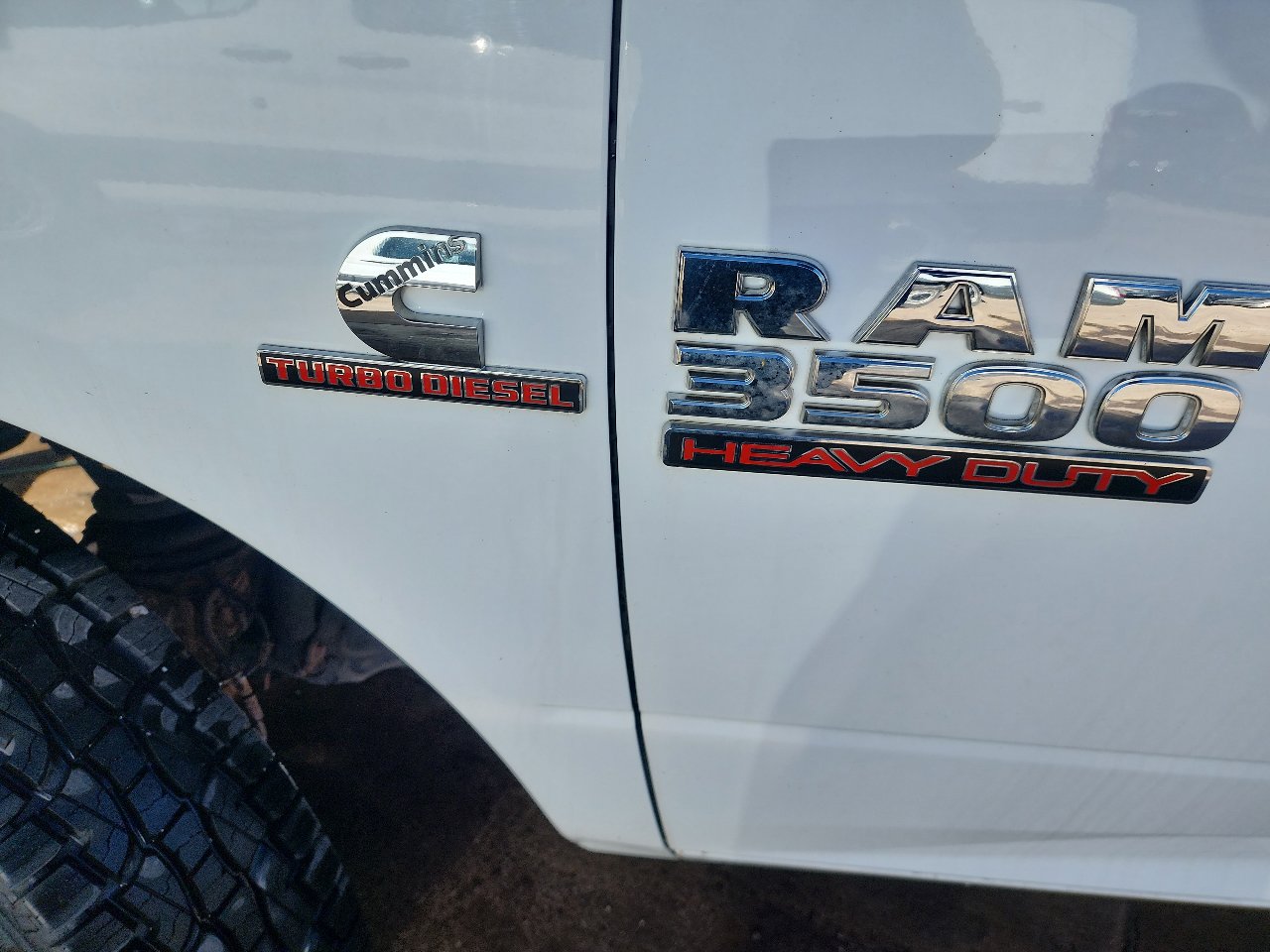 Used 2017 RAM 3500 Tradesman w/ Chrome Appearance Group image 28