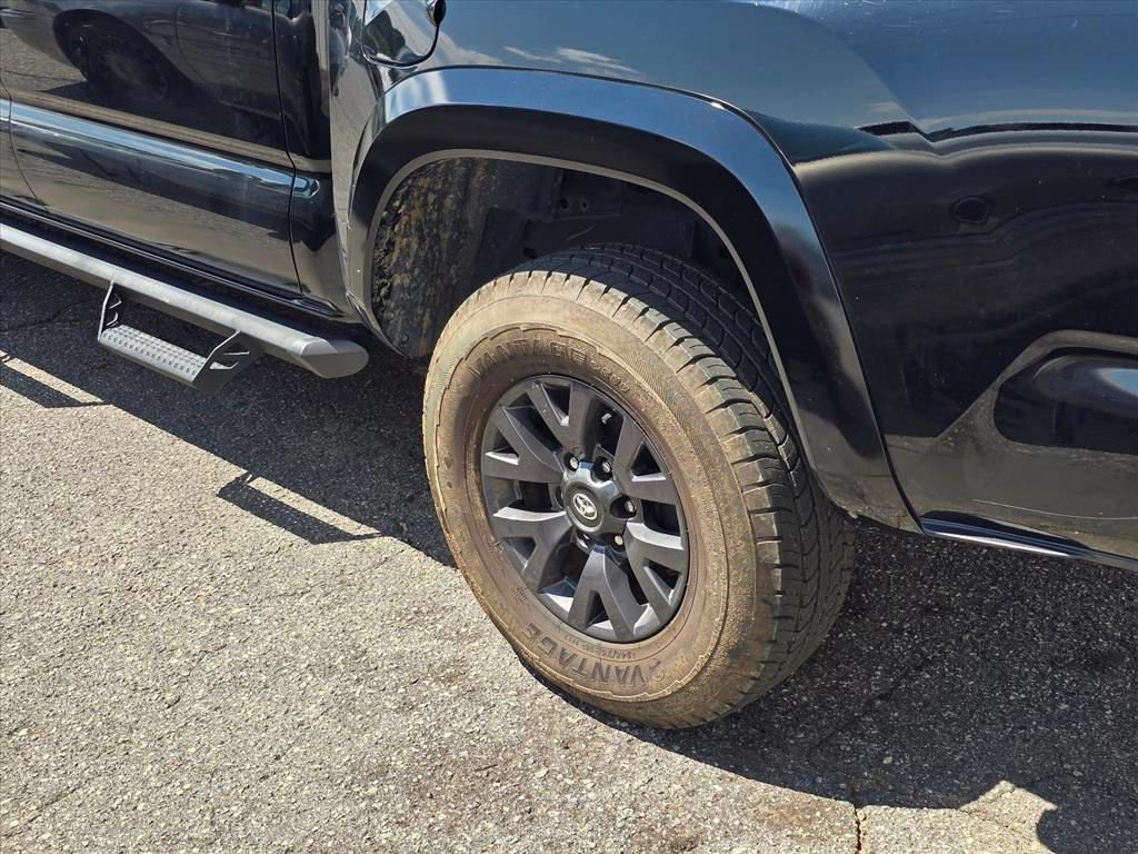 Used 2023 Toyota Tacoma SR5 w/ Technology Package RWD image 19