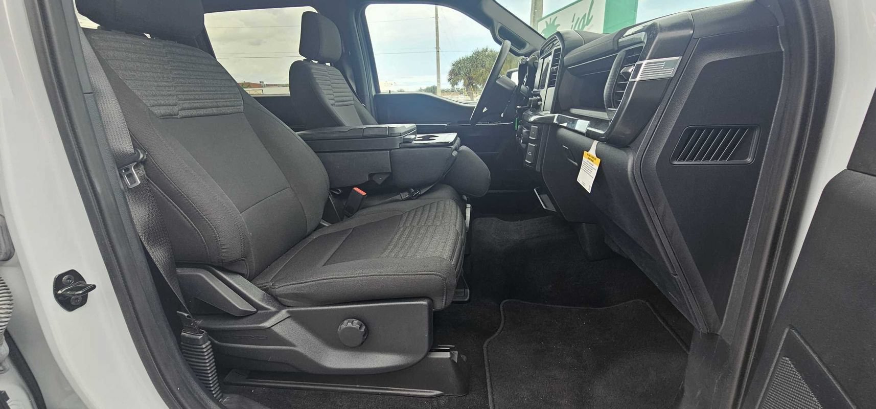 Used 2022 Ford F150 XL w/ STX Appearance Package RWD image 28