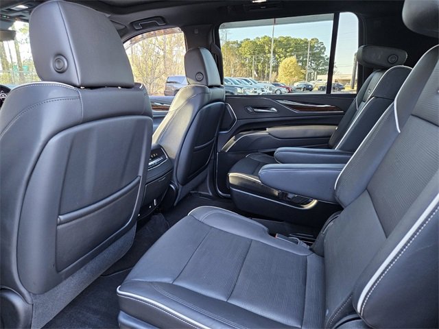 Used 2023 Cadillac Escalade ESV Premium Luxury image 10