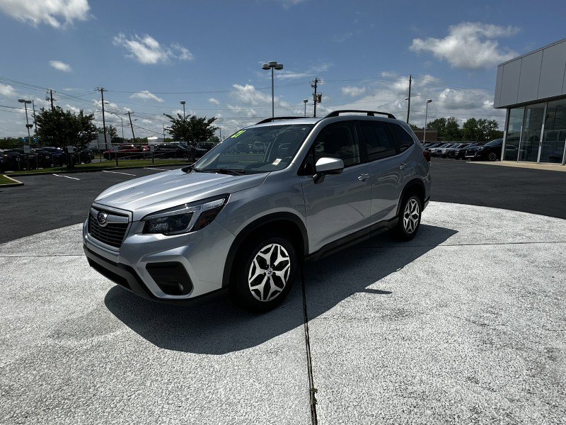 Certified 2021 Subaru Forester Premium w/ Popular Package #1 AWD/4WD image 3