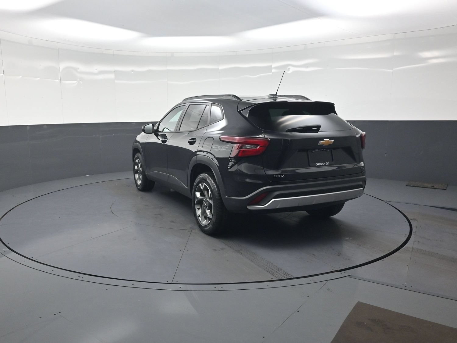Used 2024 Chevrolet Trax LT FWD image 5