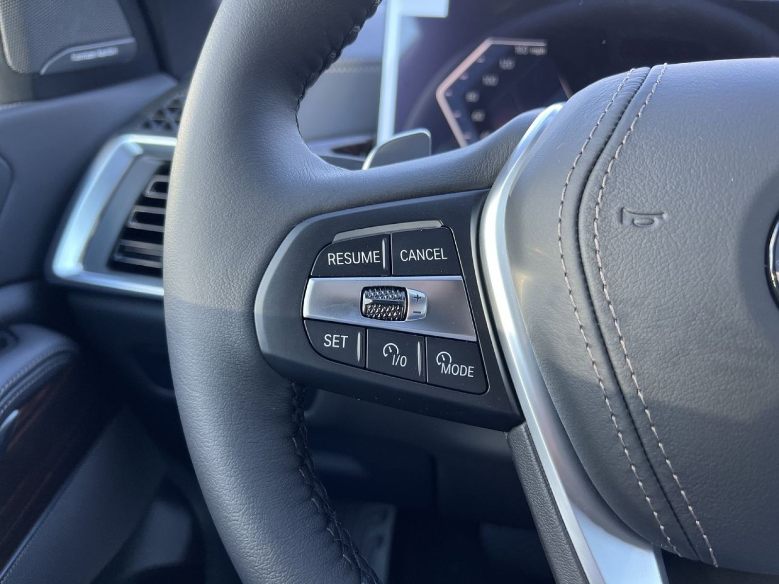 New 2026 BMW X5 xDrive40i AWD/4WD image 20