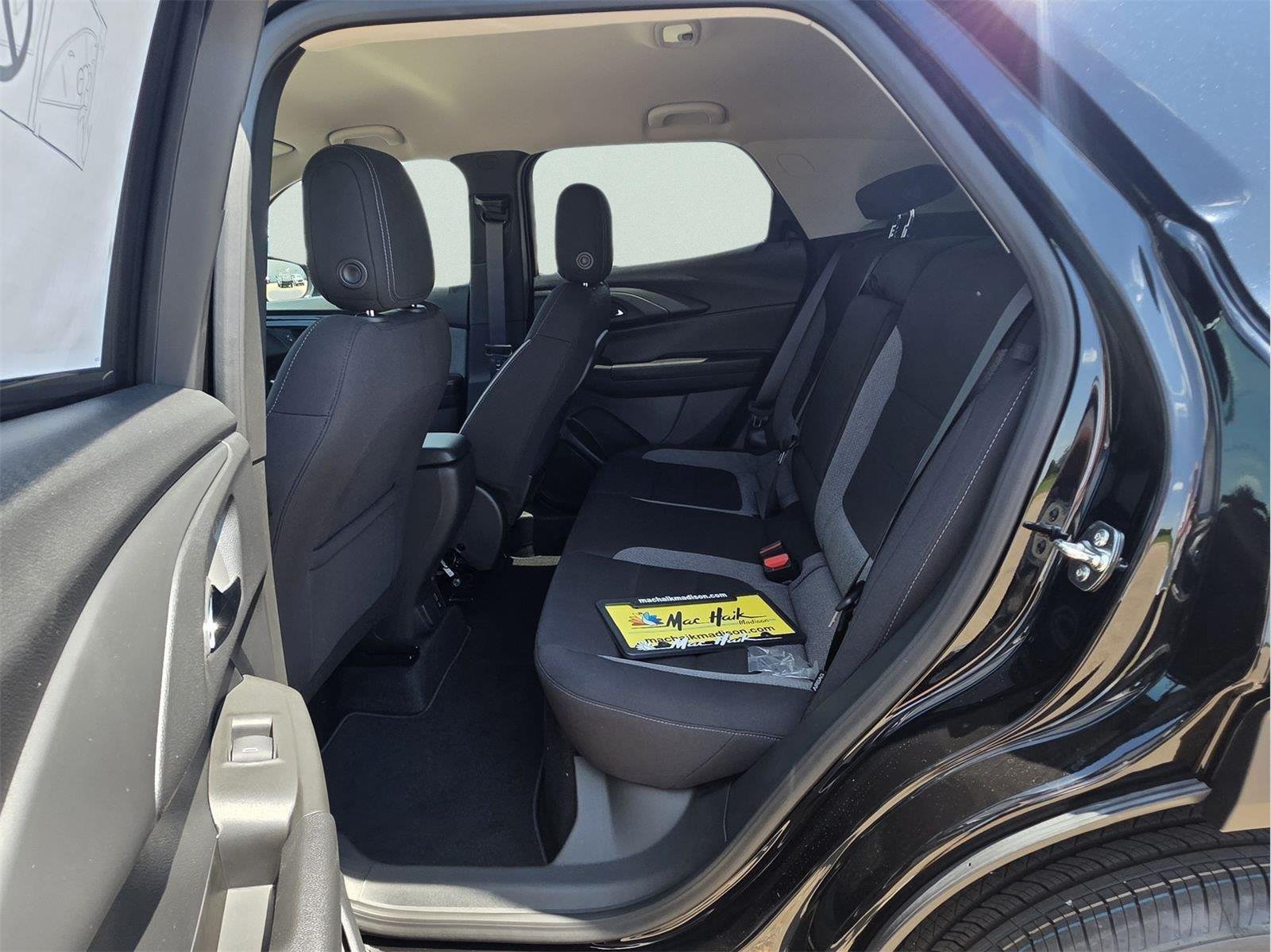 New 2026 Chevrolet TrailBlazer LT w/ Convenience Package FWD image 20