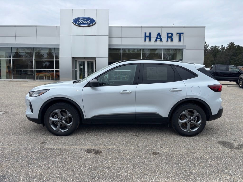 Used 2025 Ford Escape ST-Line w/ Tech Pack #1 image 6