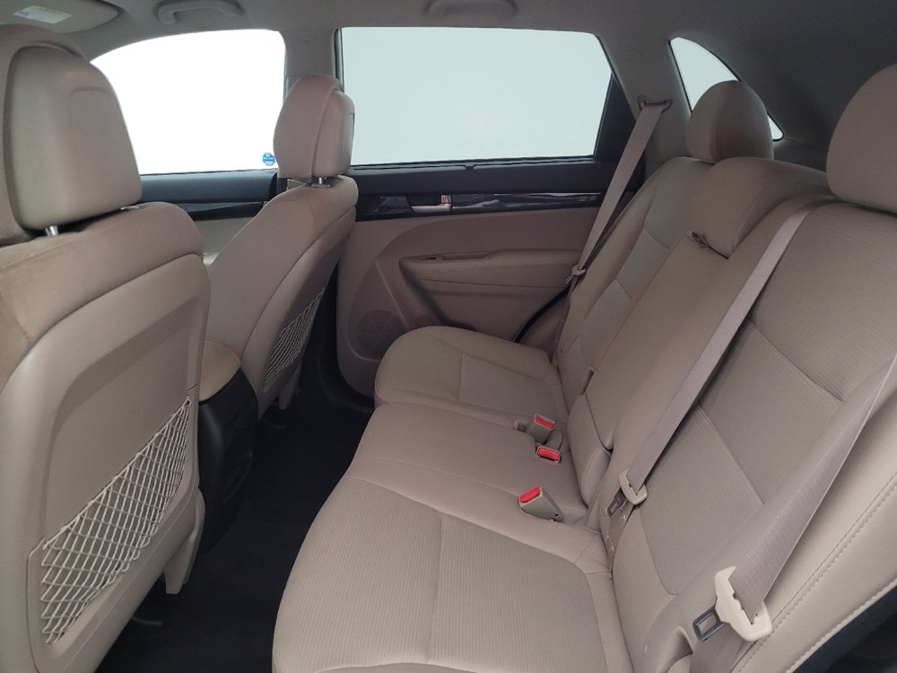Used 2015 Kia Sorento LX FWD image 18