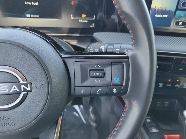Used 2025 Nissan Kicks SR AWD/4WD image 16