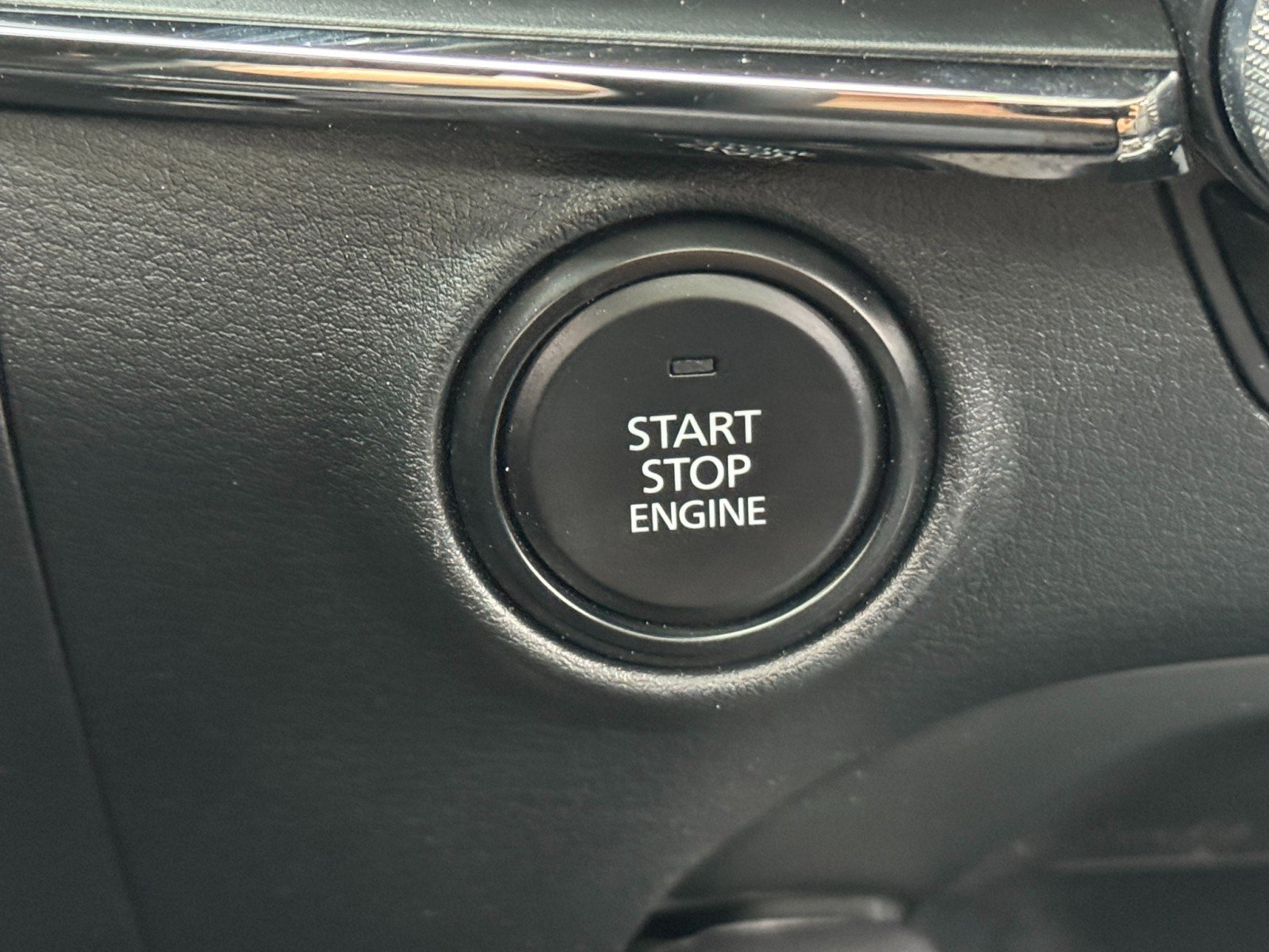 Used 2025 MAZDA MAZDA3 s image 22