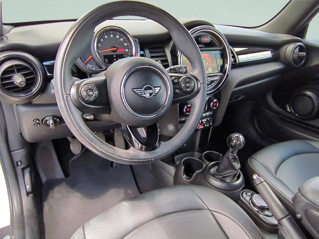 Used 2019 MINI Cooper Convertible FWD image 10