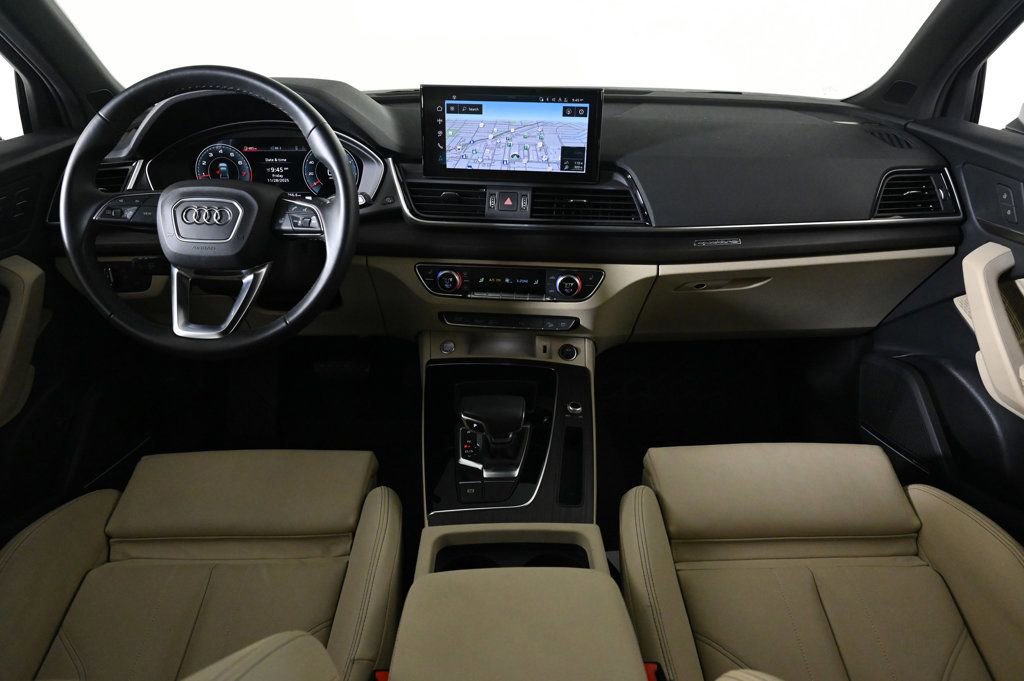 Certified 2025 Audi Q5 2.0T Premium Plus w/ Premium Plus Package image 9
