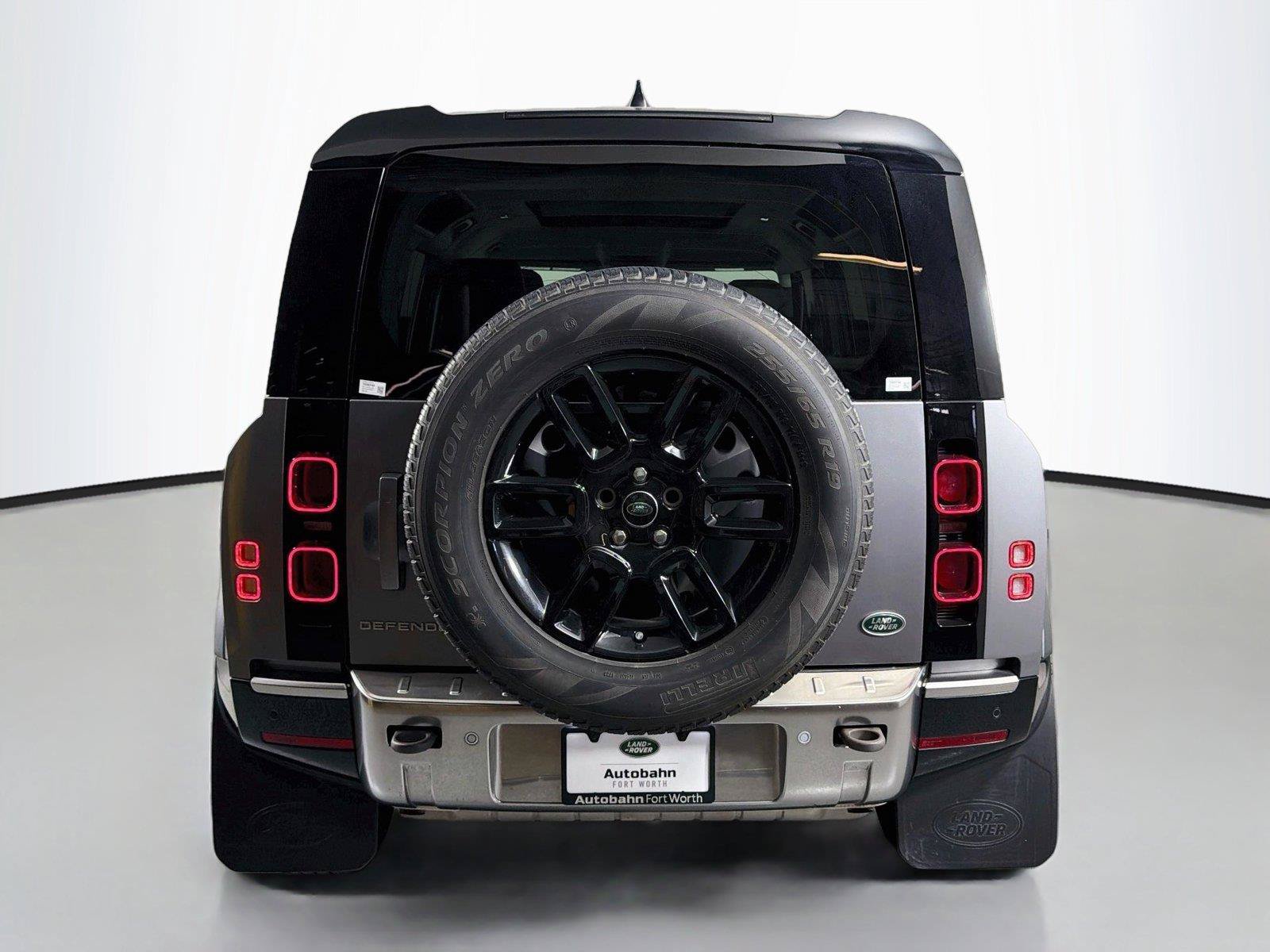 Certified 2023 Land Rover Defender 110 S AWD/4WD image 6