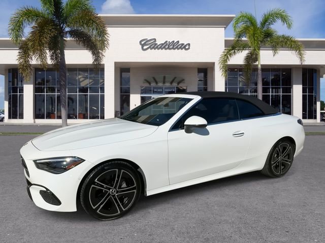Used 2025 Mercedes-Benz CLE 300 4MATIC Cabriolet image 7