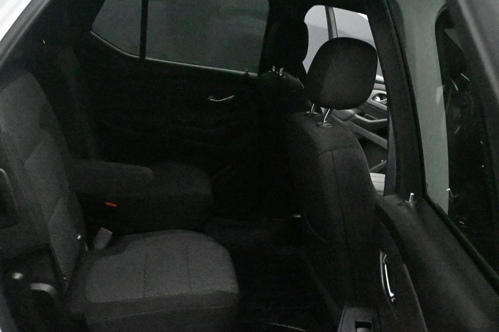 Used 2023 Chevrolet Traverse LT w/ LPO, Floor Liner Package AWD/4WD image 12