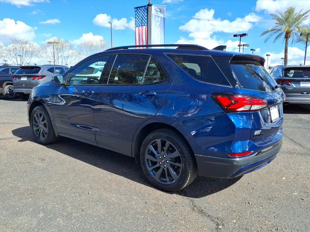 Used 2022 Chevrolet Equinox RS w/ RS Leather Package image 7