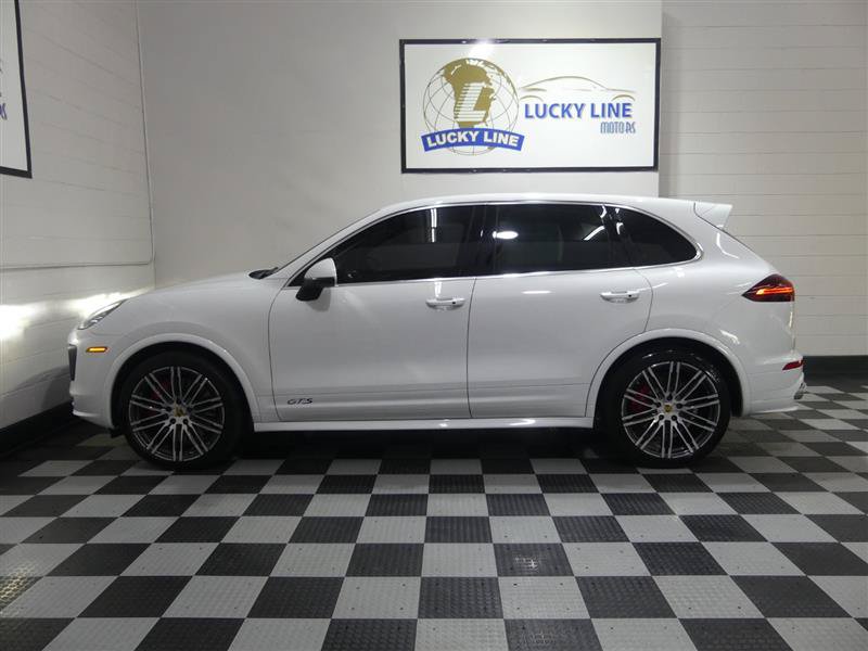 Used 2016 Porsche Cayenne GTS AWD/4WD image 7