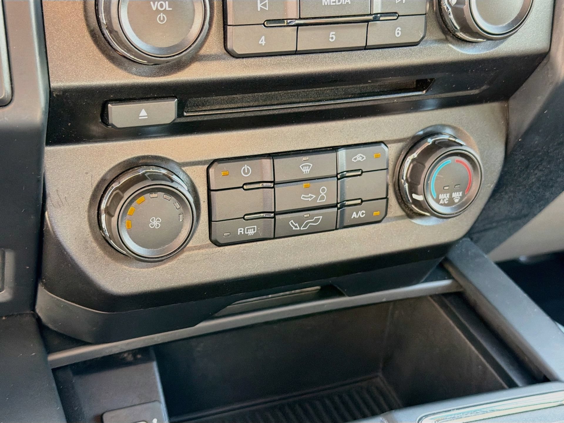 Used 2018 Ford F150 XL w/ Equipment Group 101A Mid AWD/4WD image 30