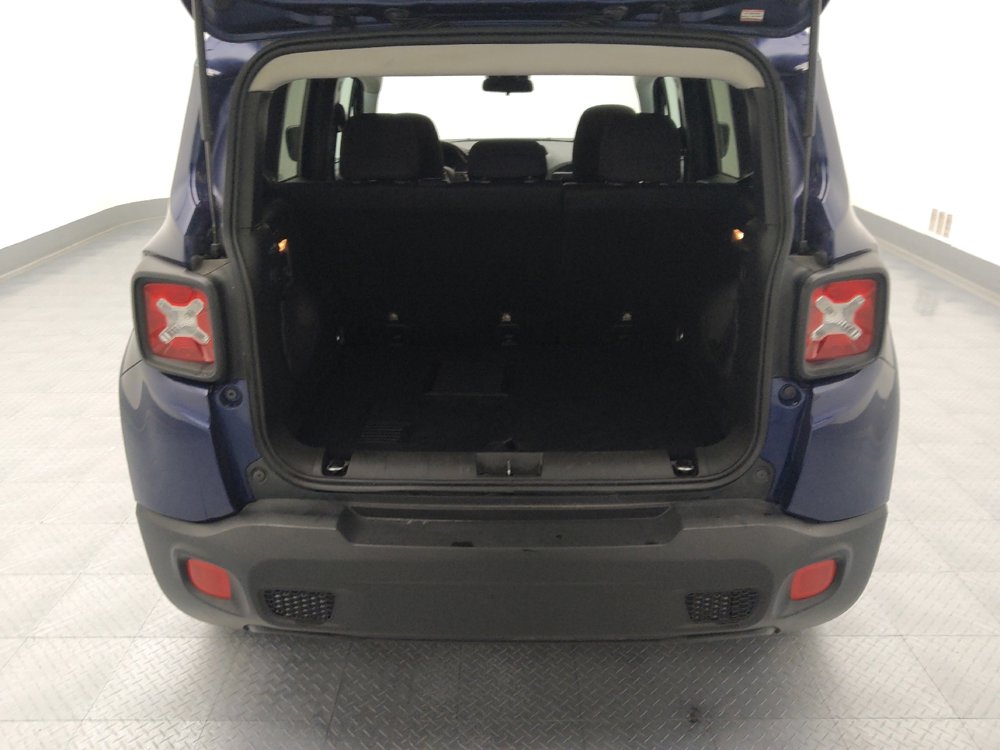 Used 2017 Jeep Renegade Latitude image 29