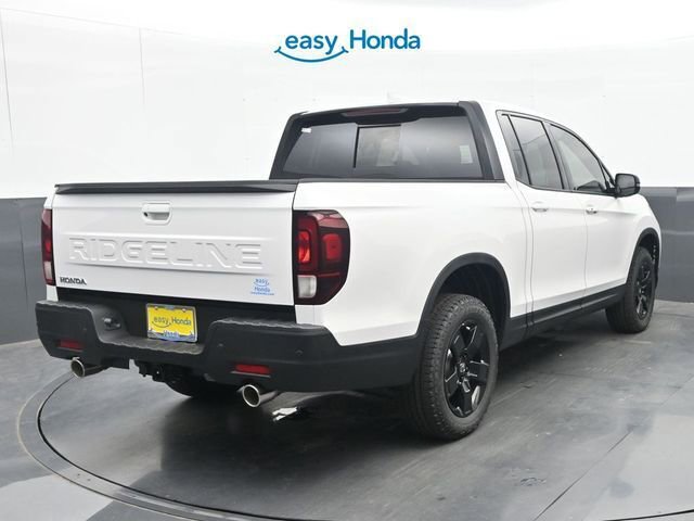 Used 2025 Honda Ridgeline Black Edition image 7