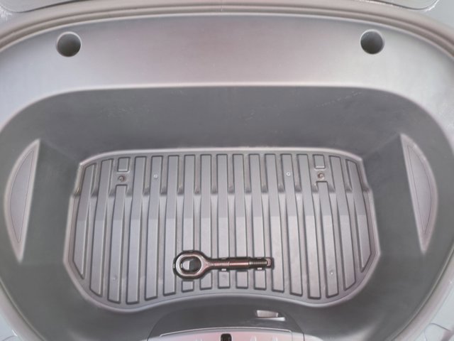 Used 2023 Tesla Model 3 Standard Range RWD image 24